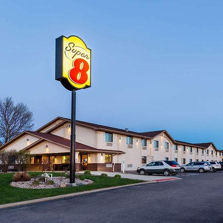 Super 8 By Wyndham Spirit Lake/Okoboji Εξωτερικό φωτογραφία