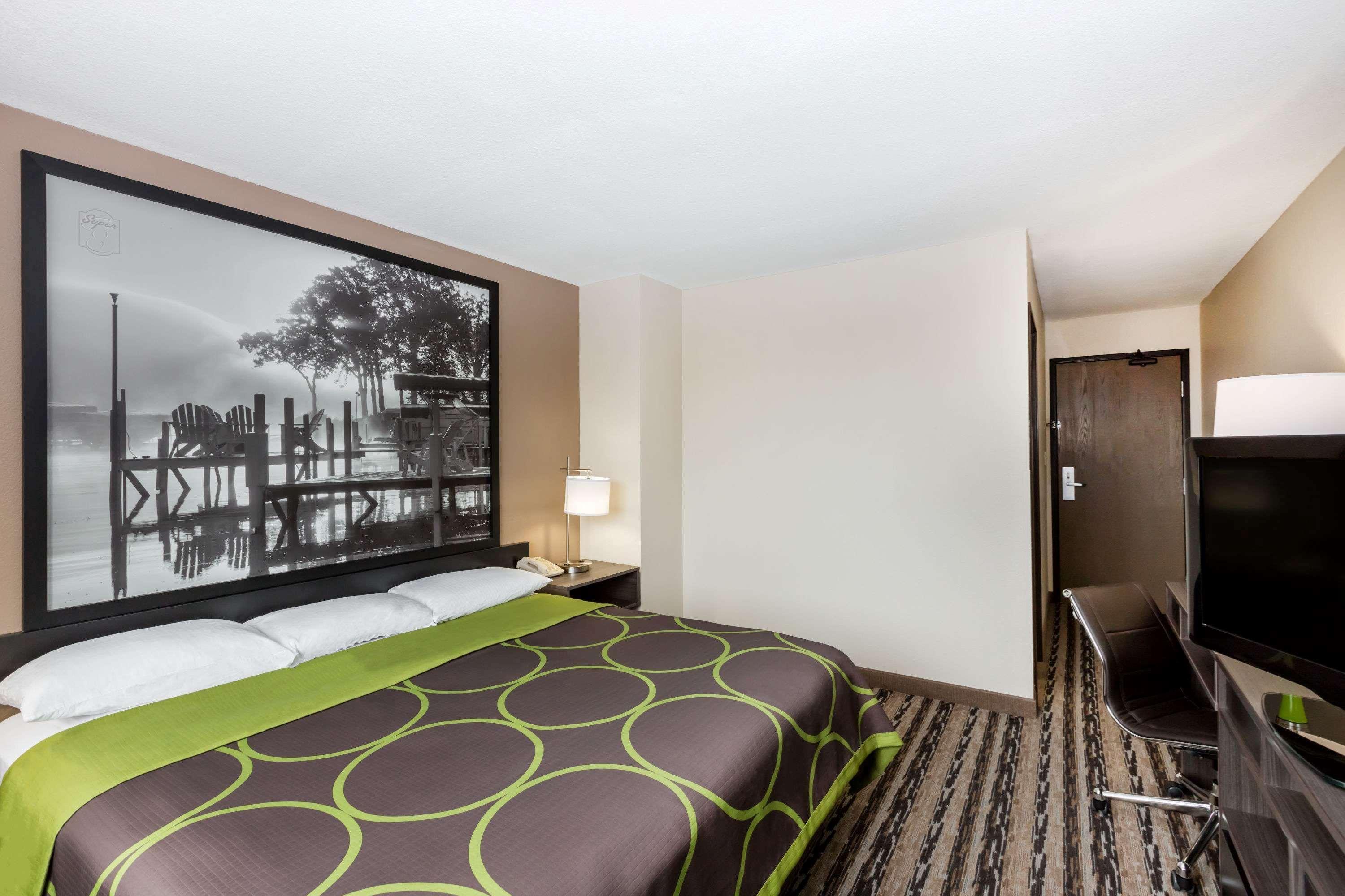 Super 8 By Wyndham Spirit Lake/Okoboji Εξωτερικό φωτογραφία