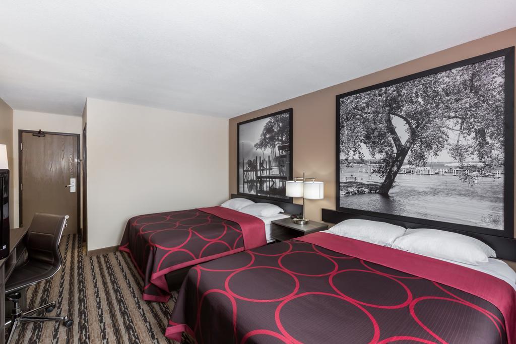 Super 8 By Wyndham Spirit Lake/Okoboji Εξωτερικό φωτογραφία