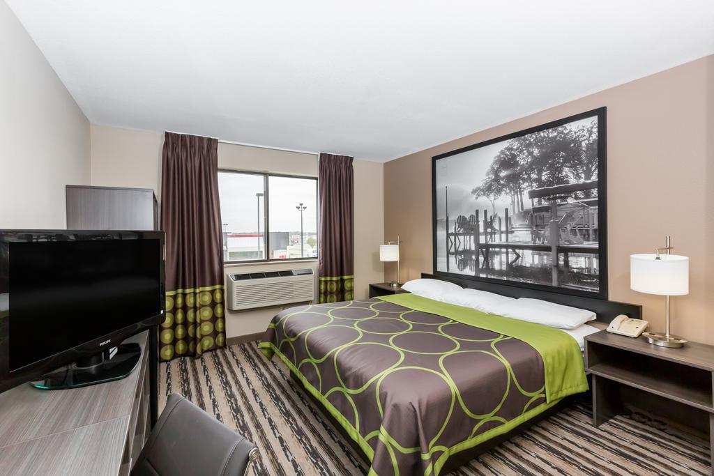 Super 8 By Wyndham Spirit Lake/Okoboji Εξωτερικό φωτογραφία