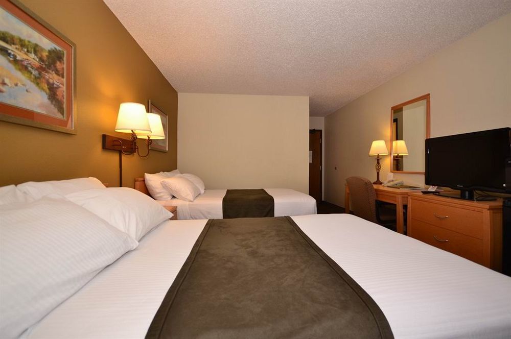 Super 8 By Wyndham Spirit Lake/Okoboji Εξωτερικό φωτογραφία