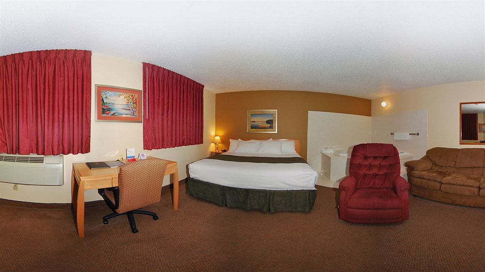 Super 8 By Wyndham Spirit Lake/Okoboji Εξωτερικό φωτογραφία